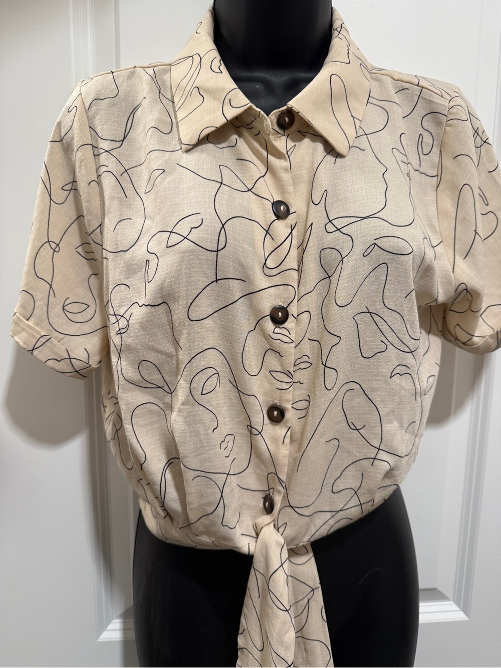 Abstract Line Art Blouse